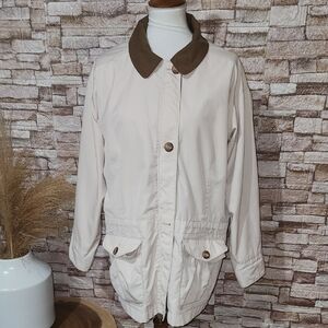 Patagonia Women's Cream Jacket with Brown Collar Fall Spring Jacket